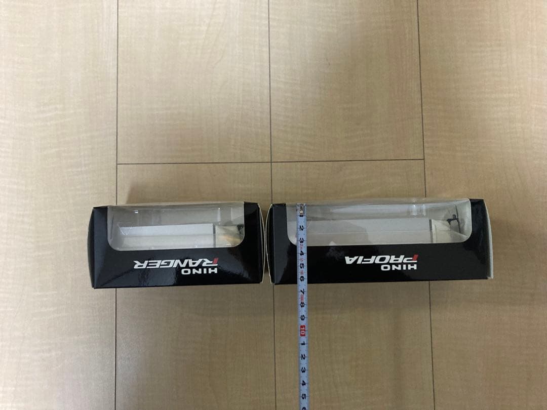 日野自動車　スケールモデル　フィギュア　レンジャー　プロフィア