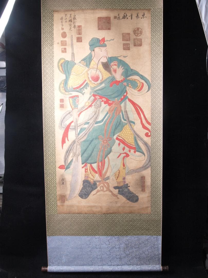 【骨董掛け軸】人物図 中国時代　忠義千秋 肉筆保證 掛け AK971A12-3