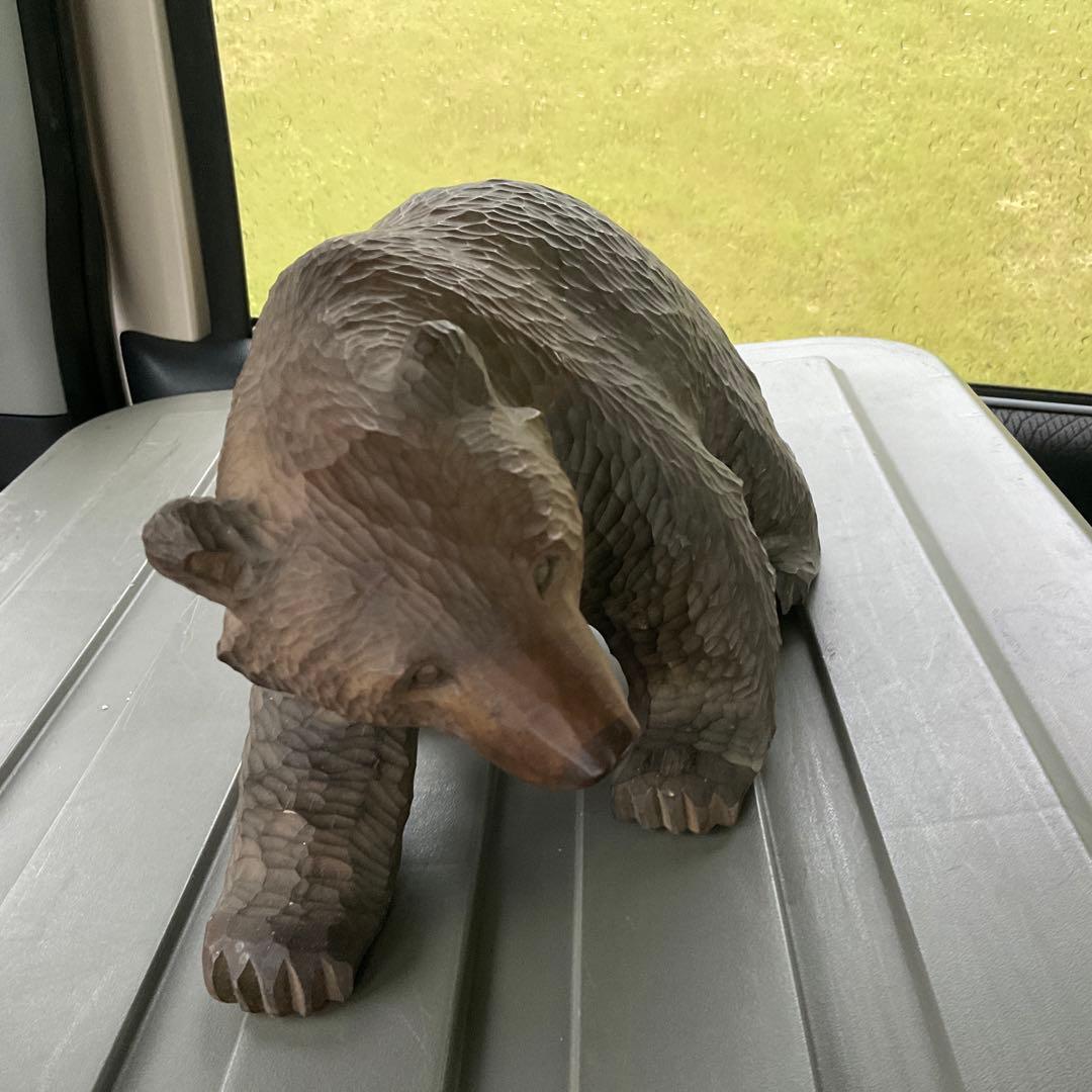 木彫りの熊　北海道洞爺湖お土産、八木作。1957年製作。土産物　昭和レトロ。