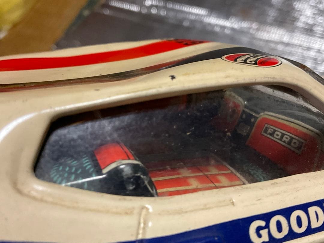 TAIYO社製／Mach1。MUSTANG。ブリキカー。【作動　凹みあり】。