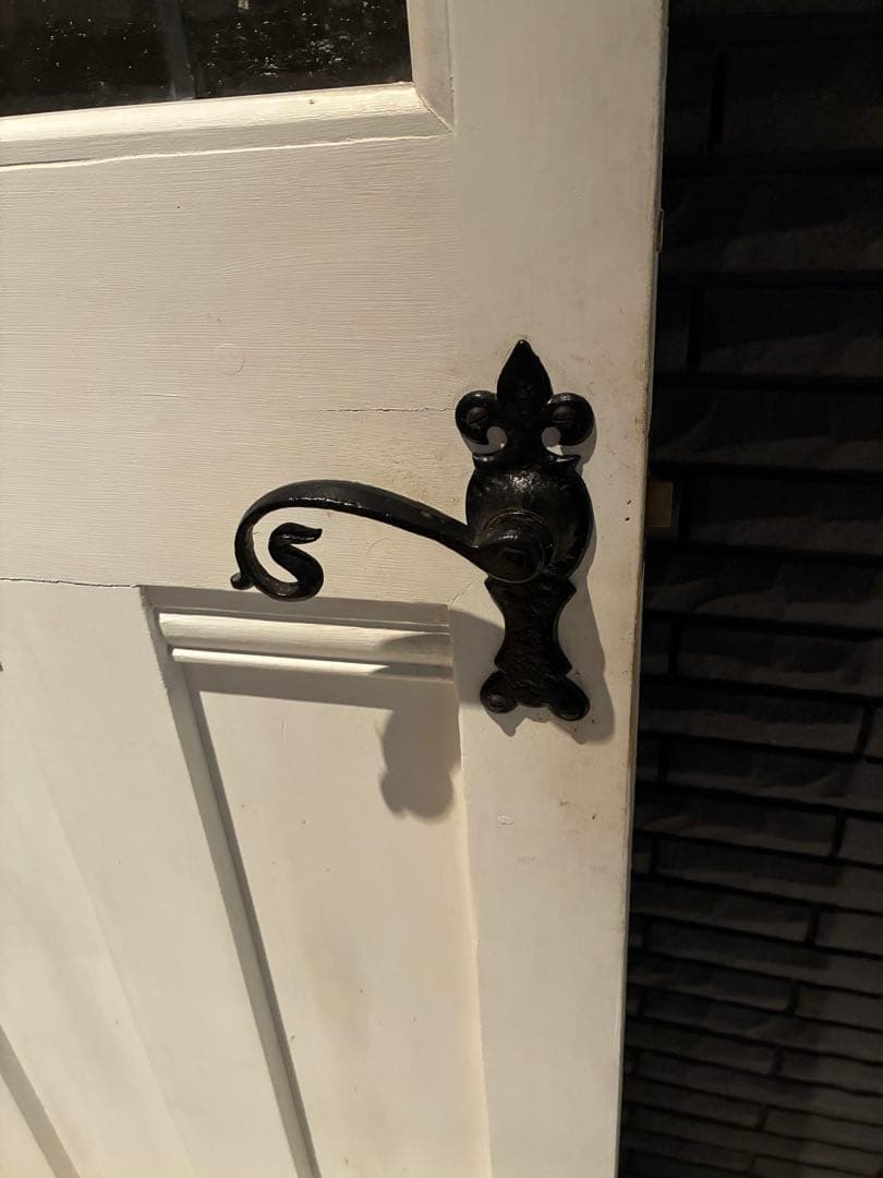 イギリスアンティークドア　チューリップ