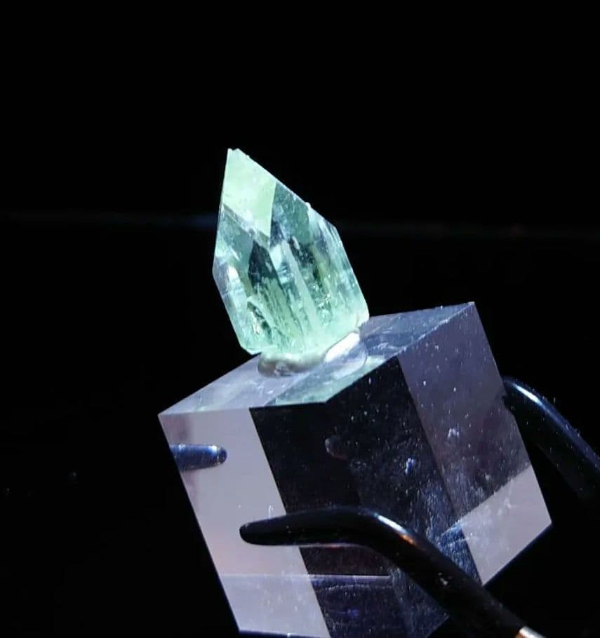 アポフィライト インド産 母岩付き 鉱石 鉱物 ミネラル 標本 原石