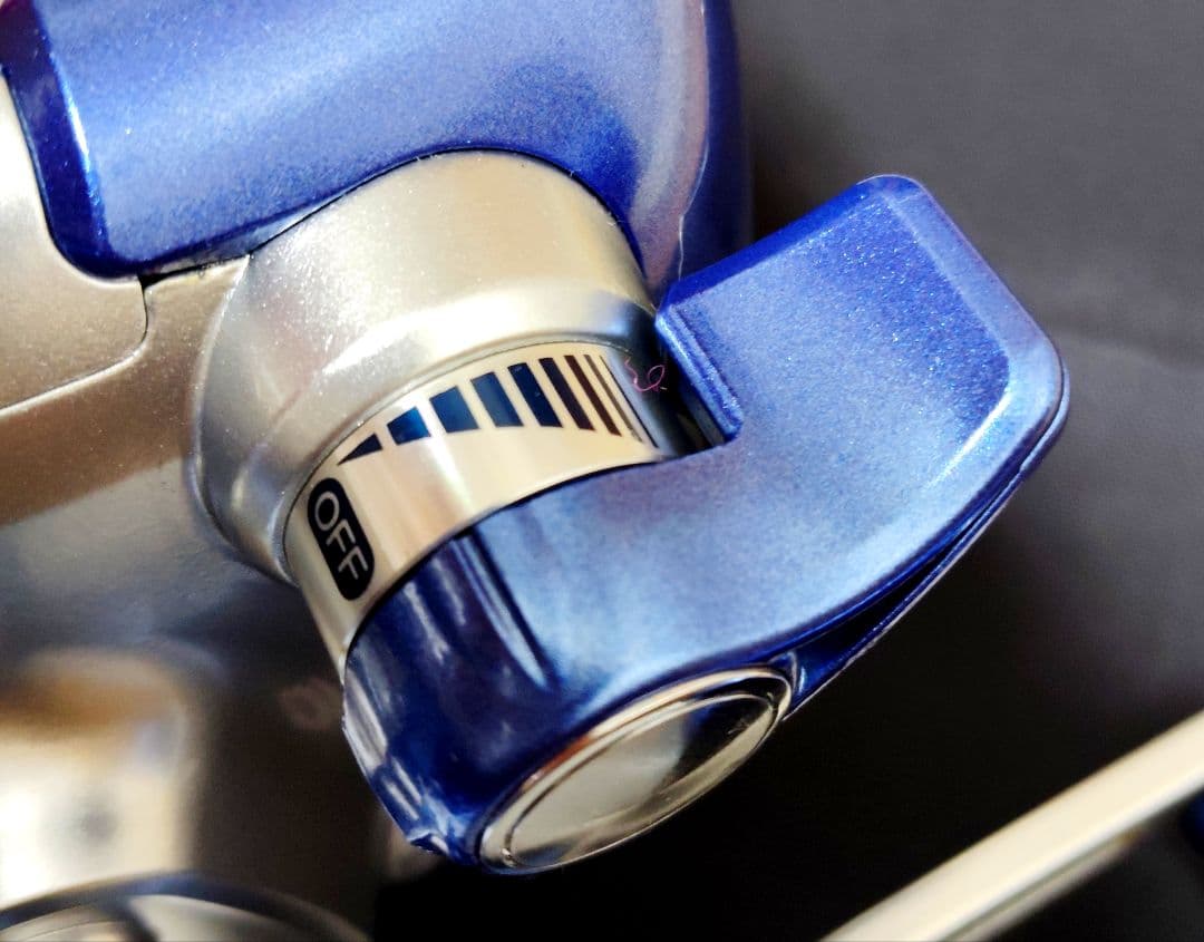 電動リール シマノ 電動丸 3000H 未使用なのでピカピカです。