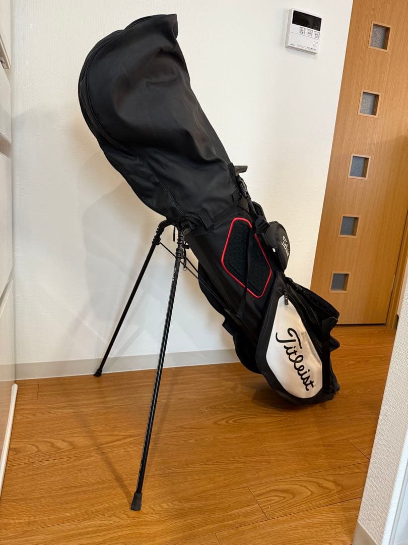 Titleist スタンドバッグ 黒x白 キャディーバッグ