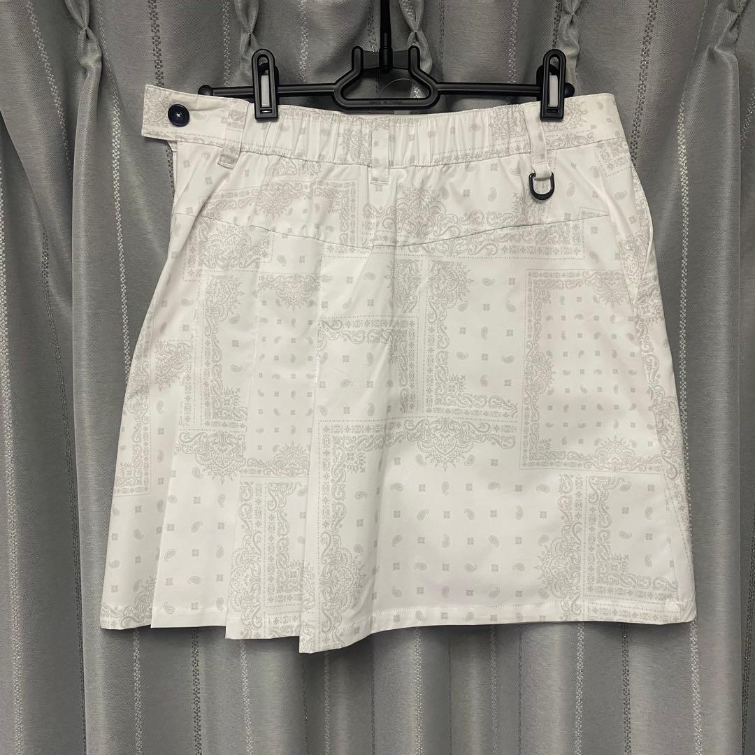 New Era バンダナ柄 ホワイトスカート　Lサイズ