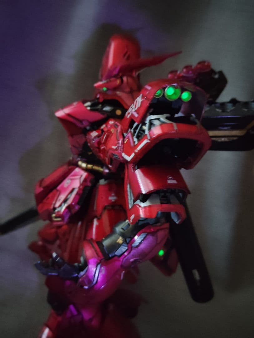 1/100 MGサザビー ver.ka メカニカルコアメッキ風　塗装改修済完成品