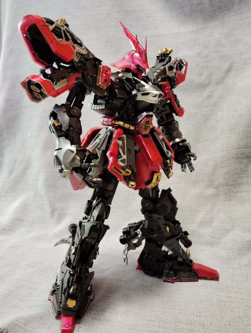 1/100 MGサザビー ver.ka メカニカルコアメッキ風　塗装改修済完成品