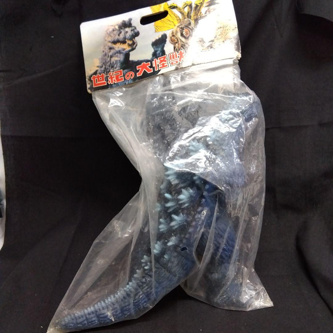 ウルトラマンシリーズ　ゴジラ フィギュア