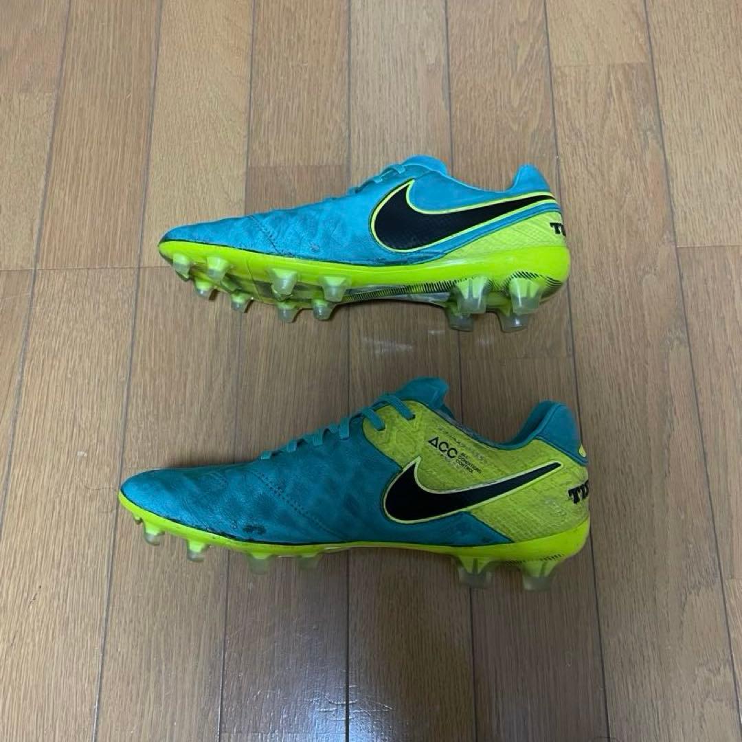 ナイキ　ティエンポレジェンド6　FG