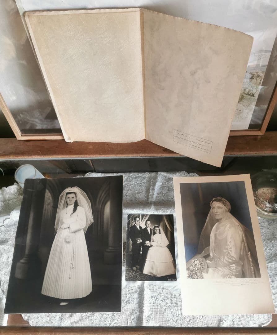 アンティーク写真館撮影 初聖体式 白いドレスの婦人 フォトグラフィ ３点セット