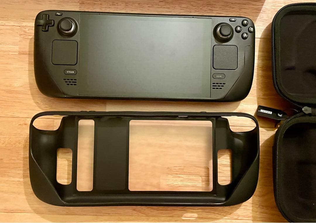 美品Steam Deck 256GB LCD 本体、ケース付き