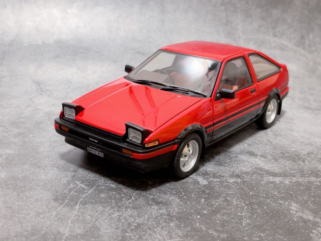 オートアート 1/18 トヨタ スプリンター トレノ GT APEX AE86