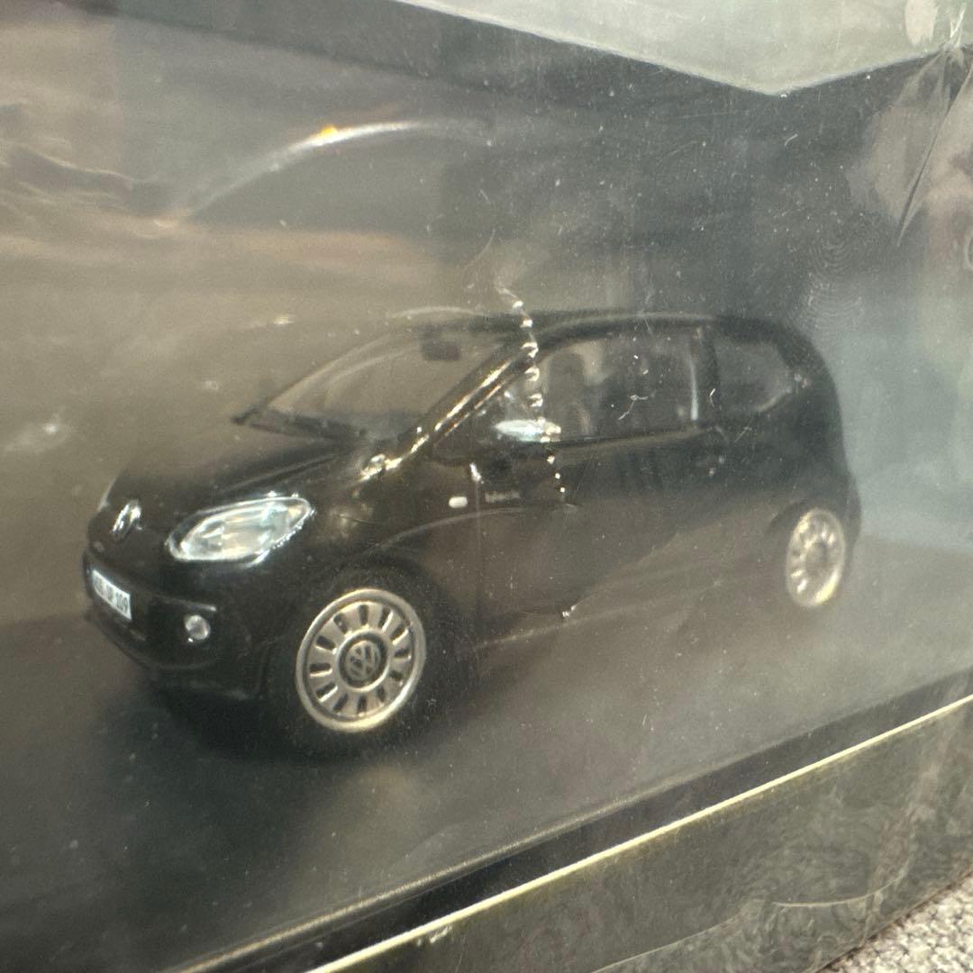 Volkswagen black up! ミニカー 1:43