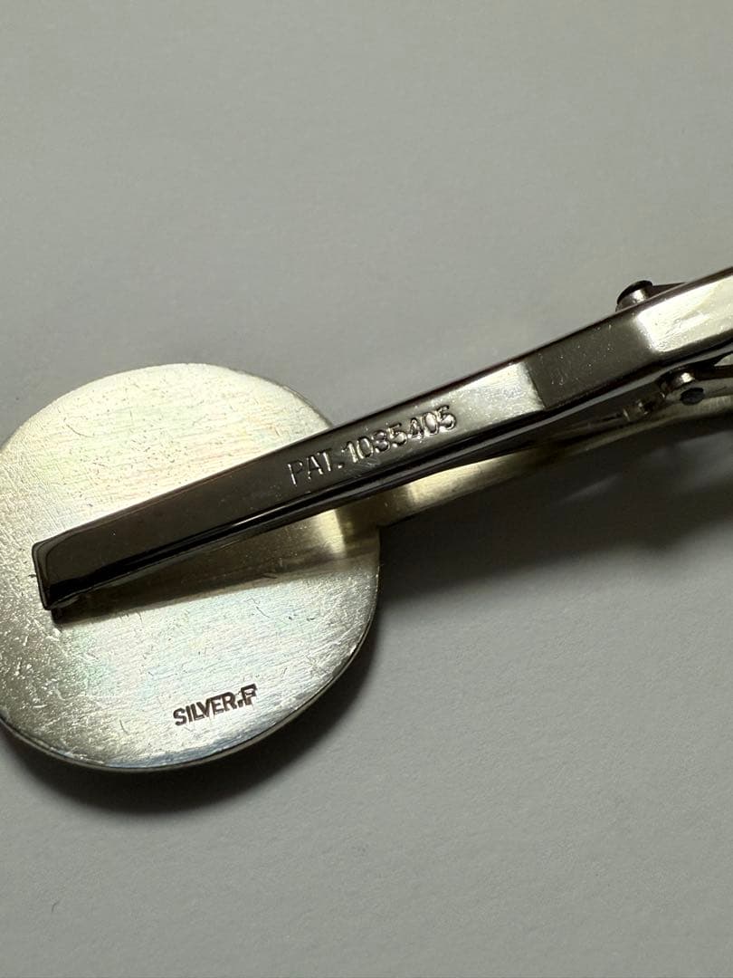 希少 銀製 有名彫刻家 川崎晋照 ネクタイピン