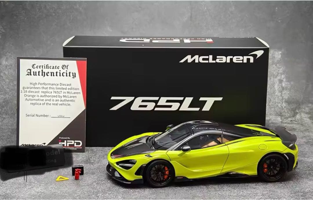 McLaren 765LT 1/18スケールモデルミニカー