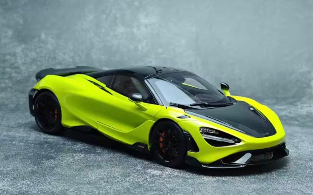 McLaren 765LT 1/18スケールモデルミニカー