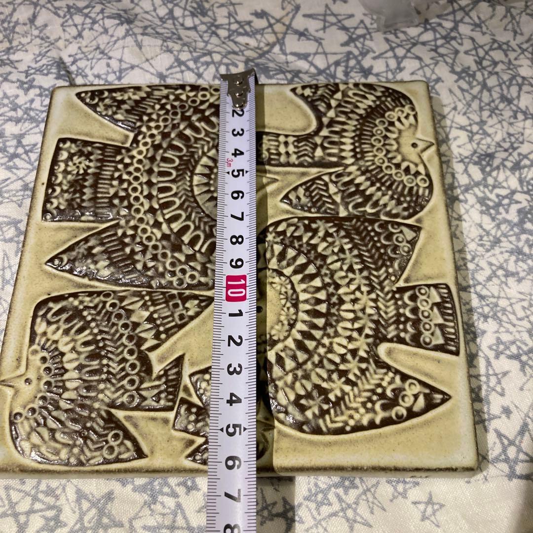 2/1 バーズワーズ　インテリア　陶板　陶版　family 陶器の鳥模様置物