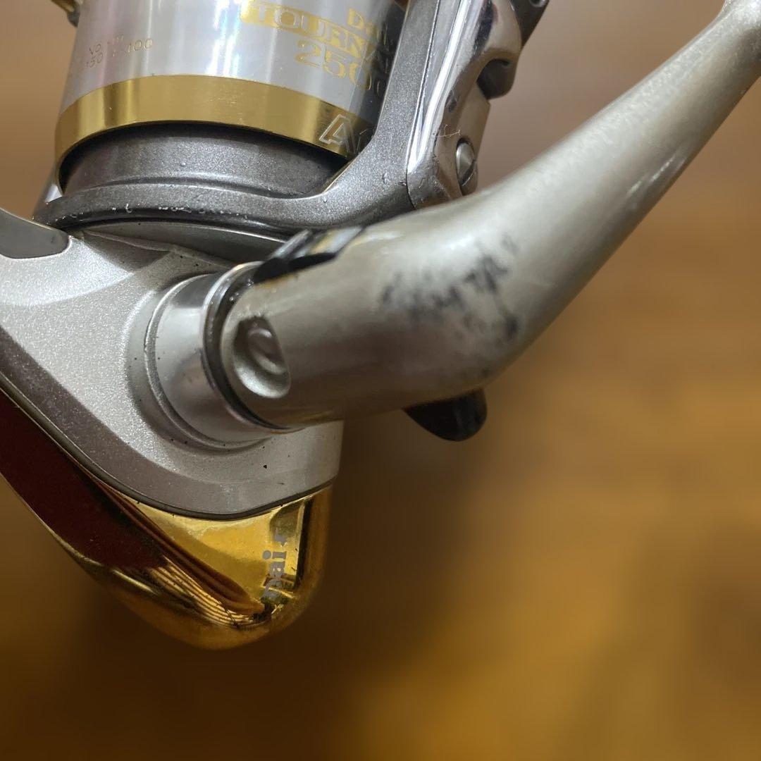 Daiwa Tournament-Ｚ2500 LBC リール 収納ケース付き