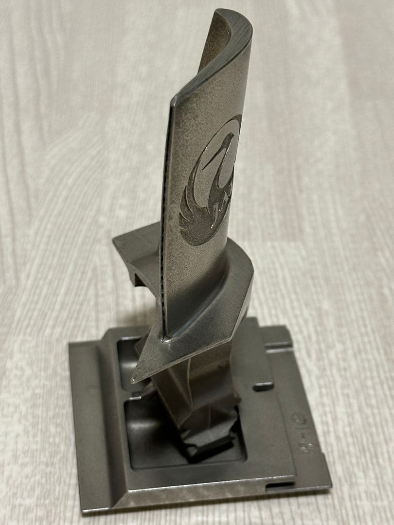 【貴重】JAL 日本航空　エンジンタービンブレード整備士加工品