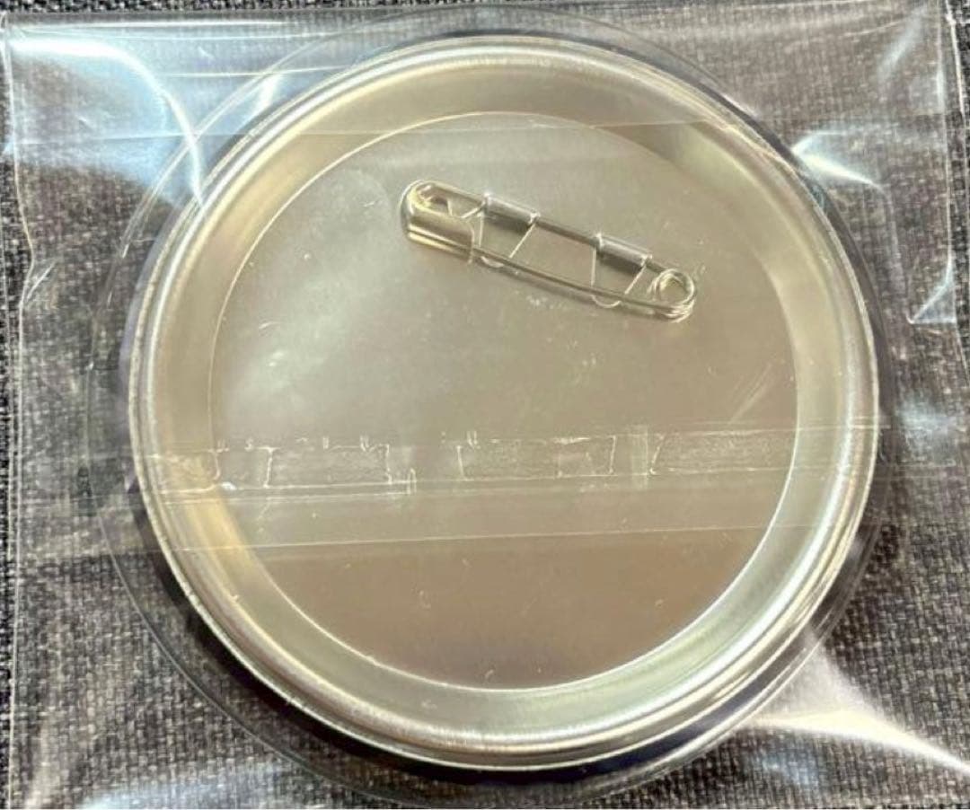 鬼滅の刃 USJ ユニバ コラボ 缶バッジ 冨岡義勇 無限列車 6個