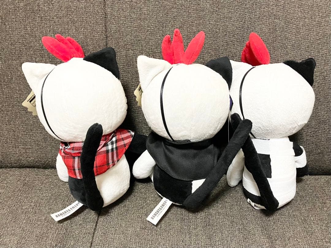 h.naoto HANGRY&ANGRY ぬいぐるみ キーホルダー 缶バッジ