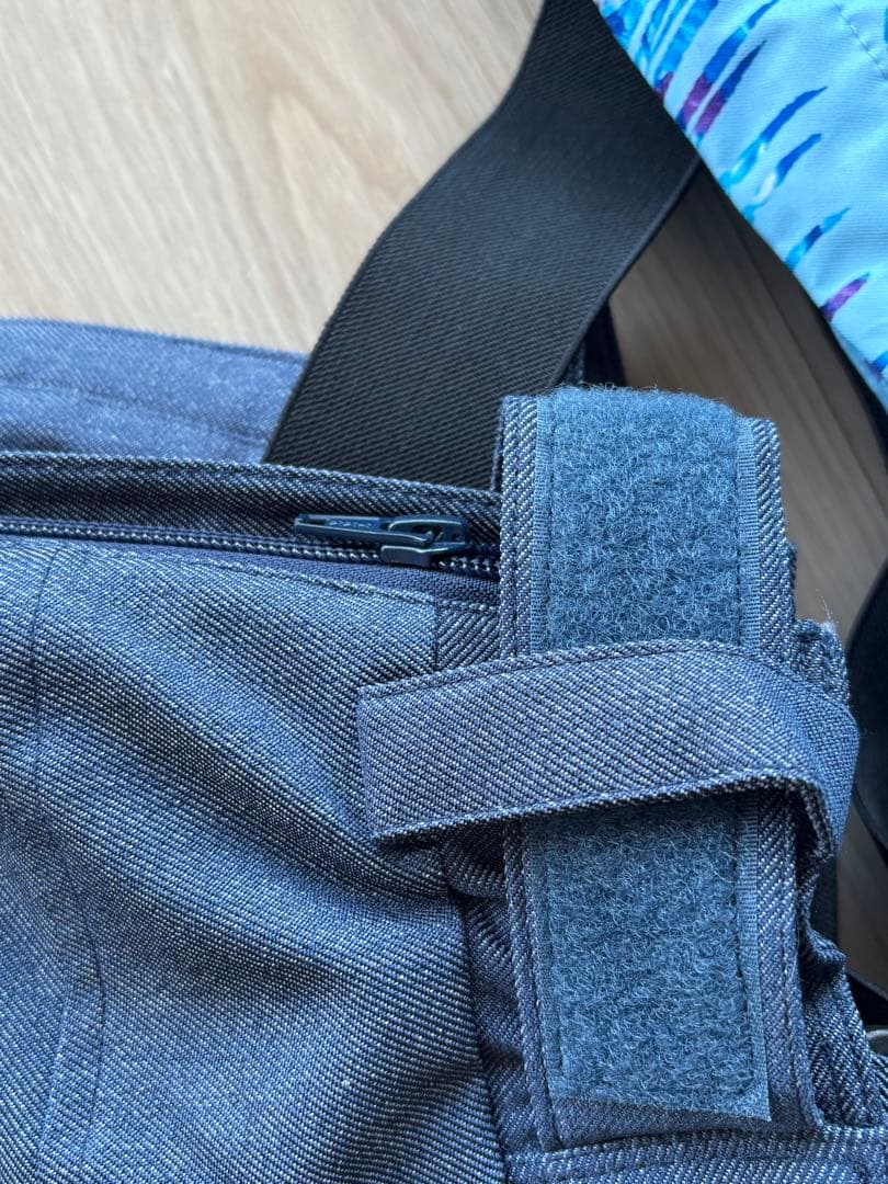 ONYONE スキーウェア　Lサイズ　新品タグ付き　防水性10,000mm 上下