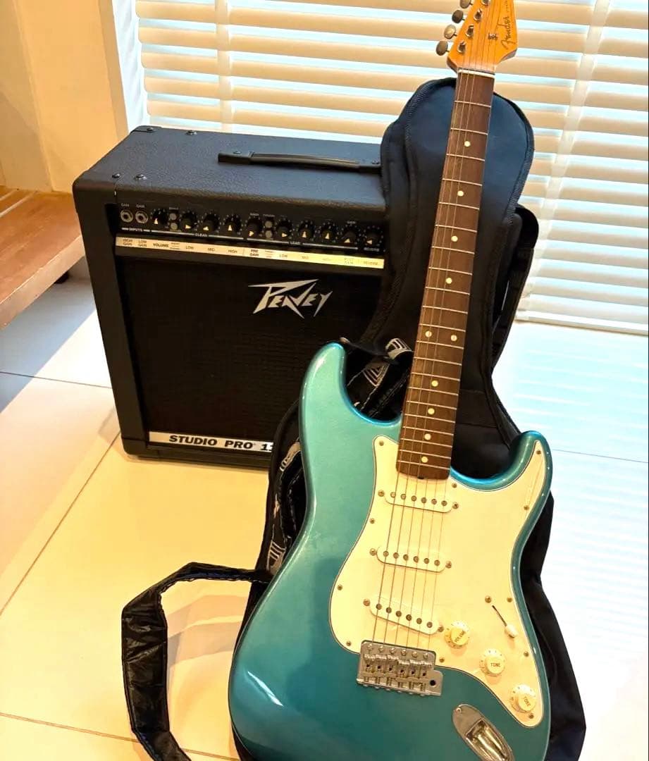 フェンダージャパン　ストラトキャスター　エレキギター