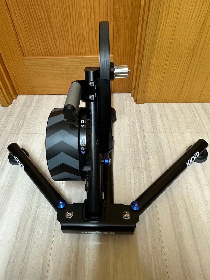 アクセサリー Wahoo KICKR V6