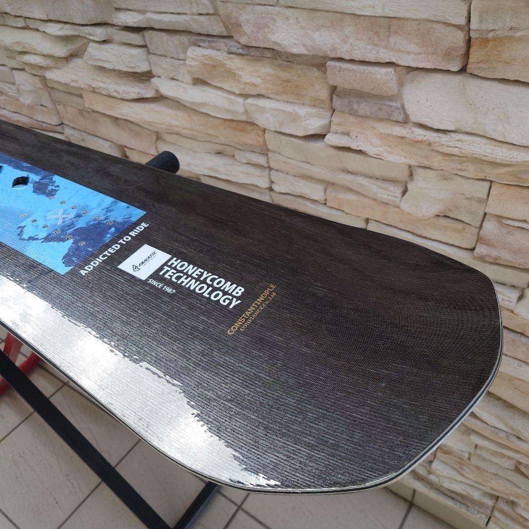 FANATIC/FTC美品スノボー板153センチ（実測151㌢）20-21