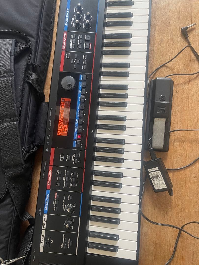 Roland JUNO-Di シンセサイザー　動作良好