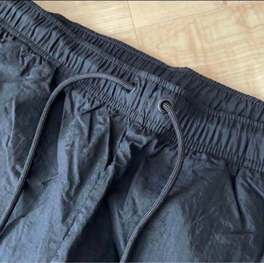 新品　ナイキ　レディース　ウィンドブレーカー　上下セットアップ　ブラック　黒　L