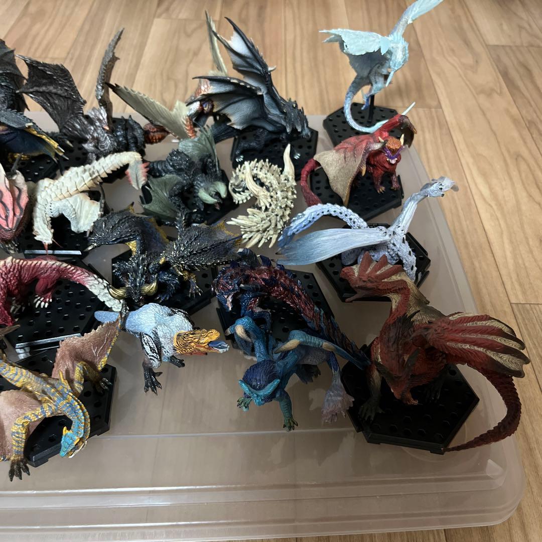 モンスターハンター カプコン フィギュア