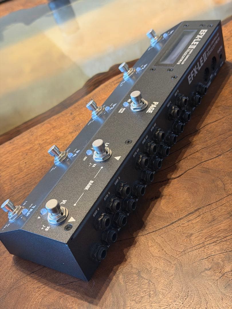 EFX-LE II スイッチャー