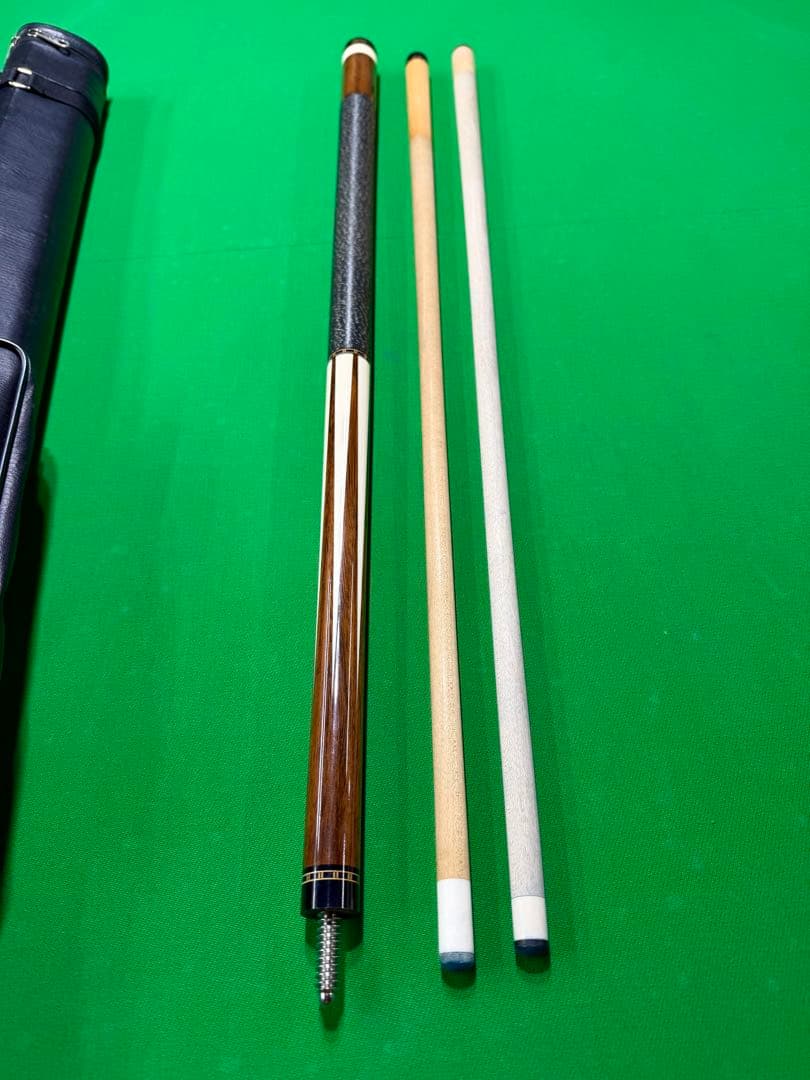 アダムビリヤードキュー