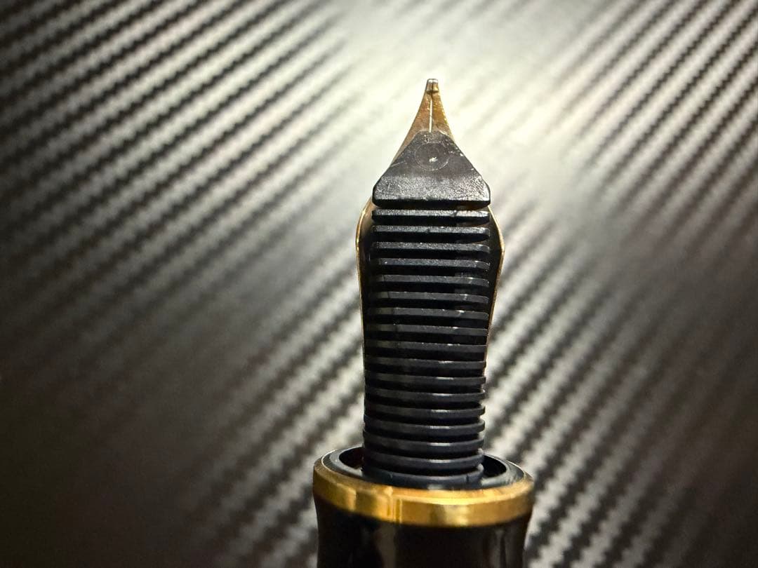 未使用に近い ペリカン 初期型 スーベレーン M800 緑縞 14C M 万年筆