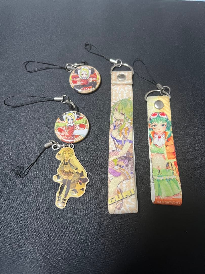 絶版 GUMI Megpoid ボカロ ストラップ 缶バッジ セット