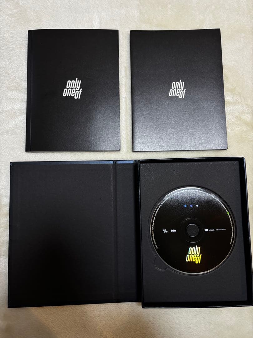 K-POP・アジア OnlyOneOf dot point jump album savanna