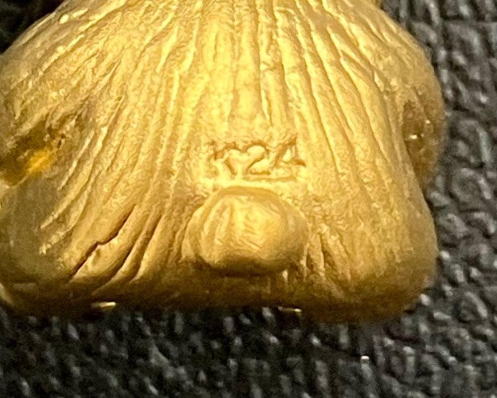 純金 ＊ クマ　御守り 縁起物