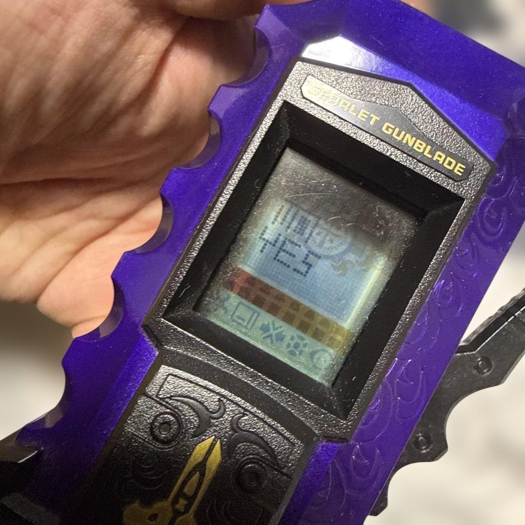 超希少 動作品 トレジャーガウスト ギアレット ガンブレード バイオレット