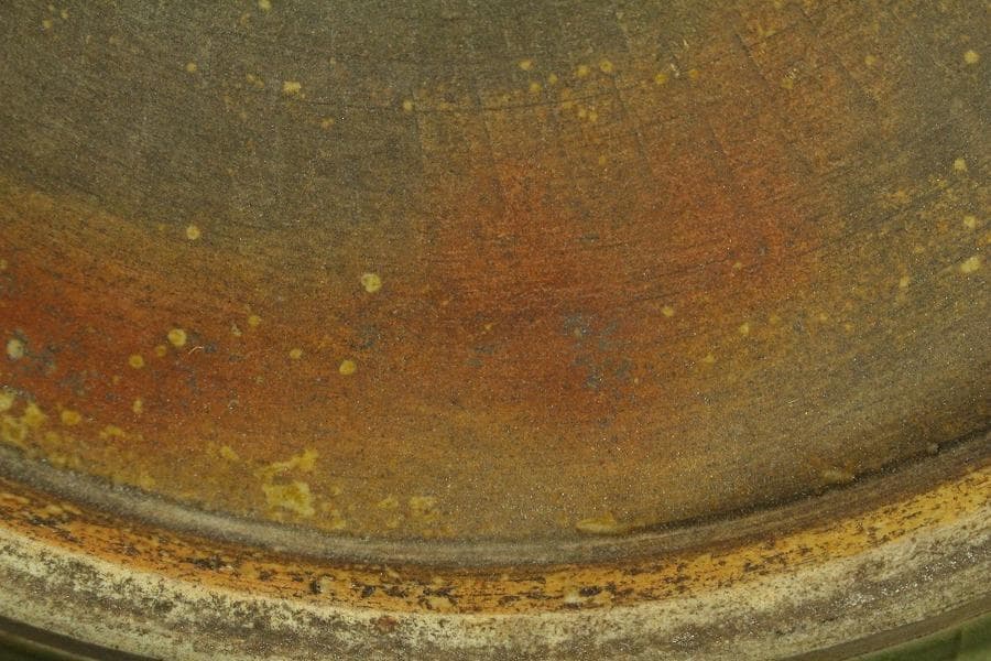 中国美術 青磁 刻草花紋 皿 φ42.5cm(ZE728)