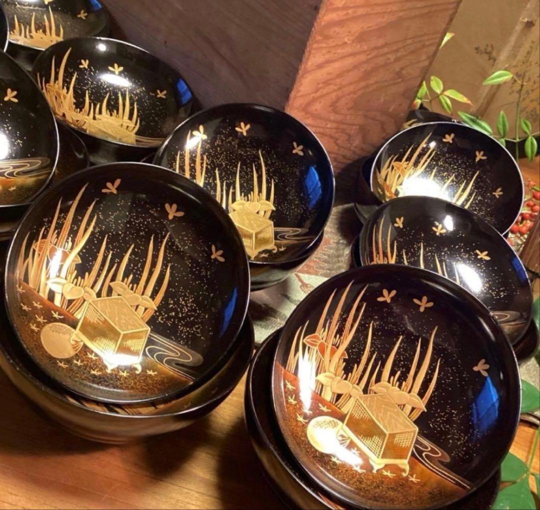 A1061 木製輪島塗　懐石道具　衝羽根に流水菖蒲　蒔絵　2客