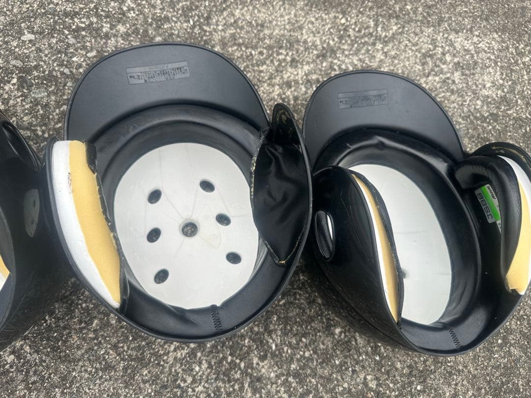 軟式野球　ヘルメット　4個セット　スラッガーの カバン付き