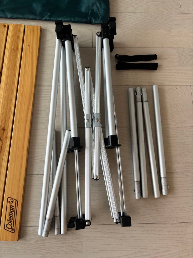 Coleman 木製折りたたみテーブル