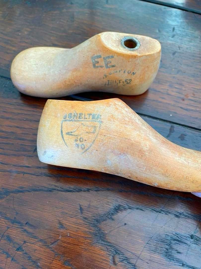 アンティーク　靴型　ケンプトン社　木製靴型　木靴型　店舗什器