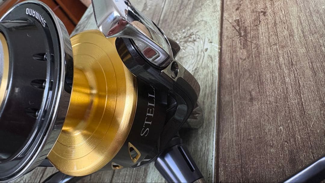 13ステラ10000 PGスピニングリール、別スプール付き