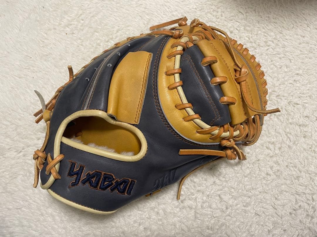 SALE ヤバイ 野球グローブ ネイビー/ベージュ