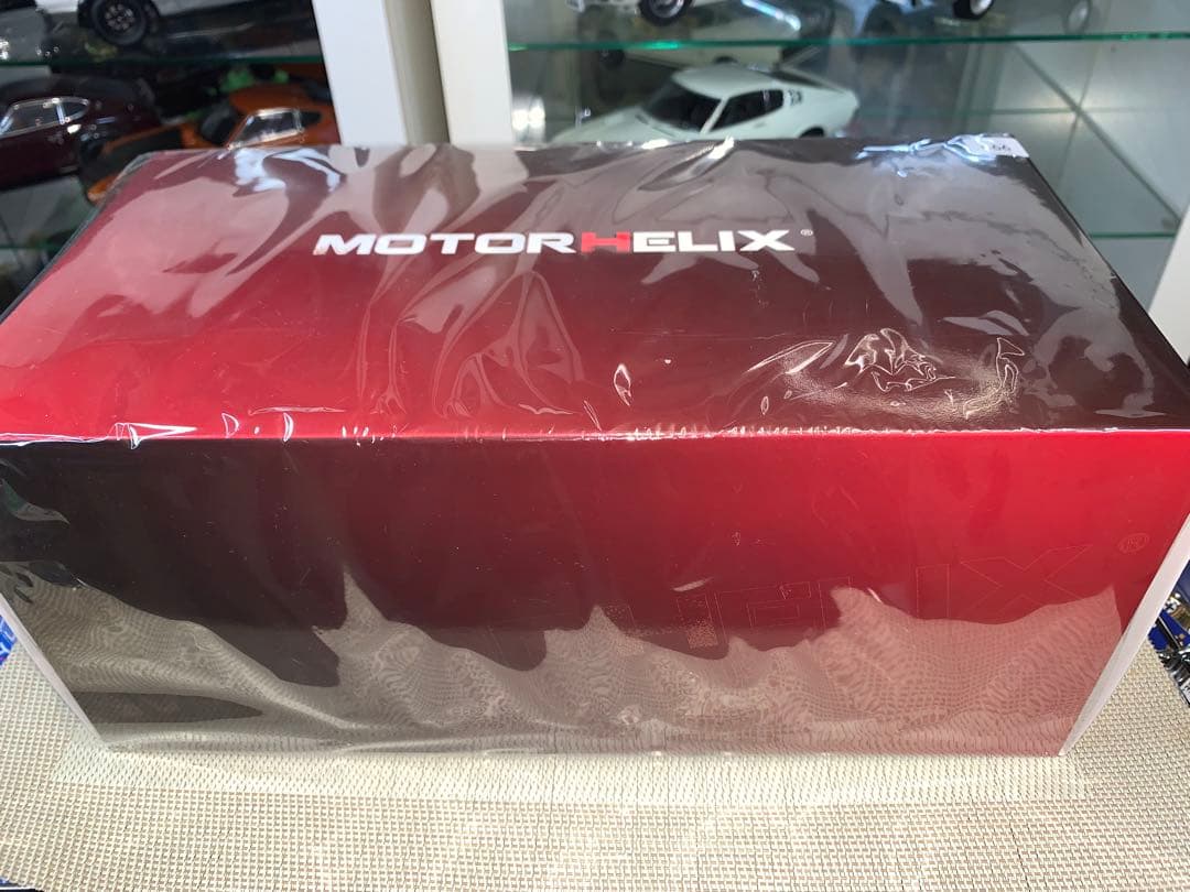 MOTORHELIX 1/18 ホンダインテグラtypeR