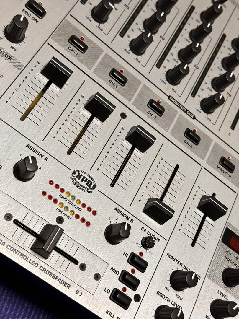 べリンガー　DJミキサー　DJX700