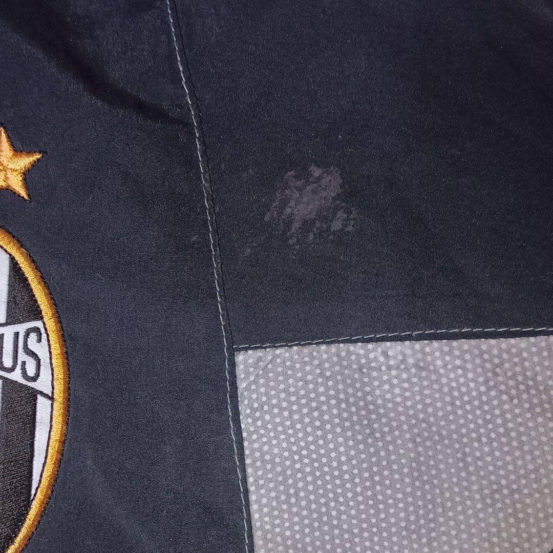 【匿名配送】【入手困難】ユベントス　ジャケット　黒　白　ユーベ　ロット　ユーヴェ