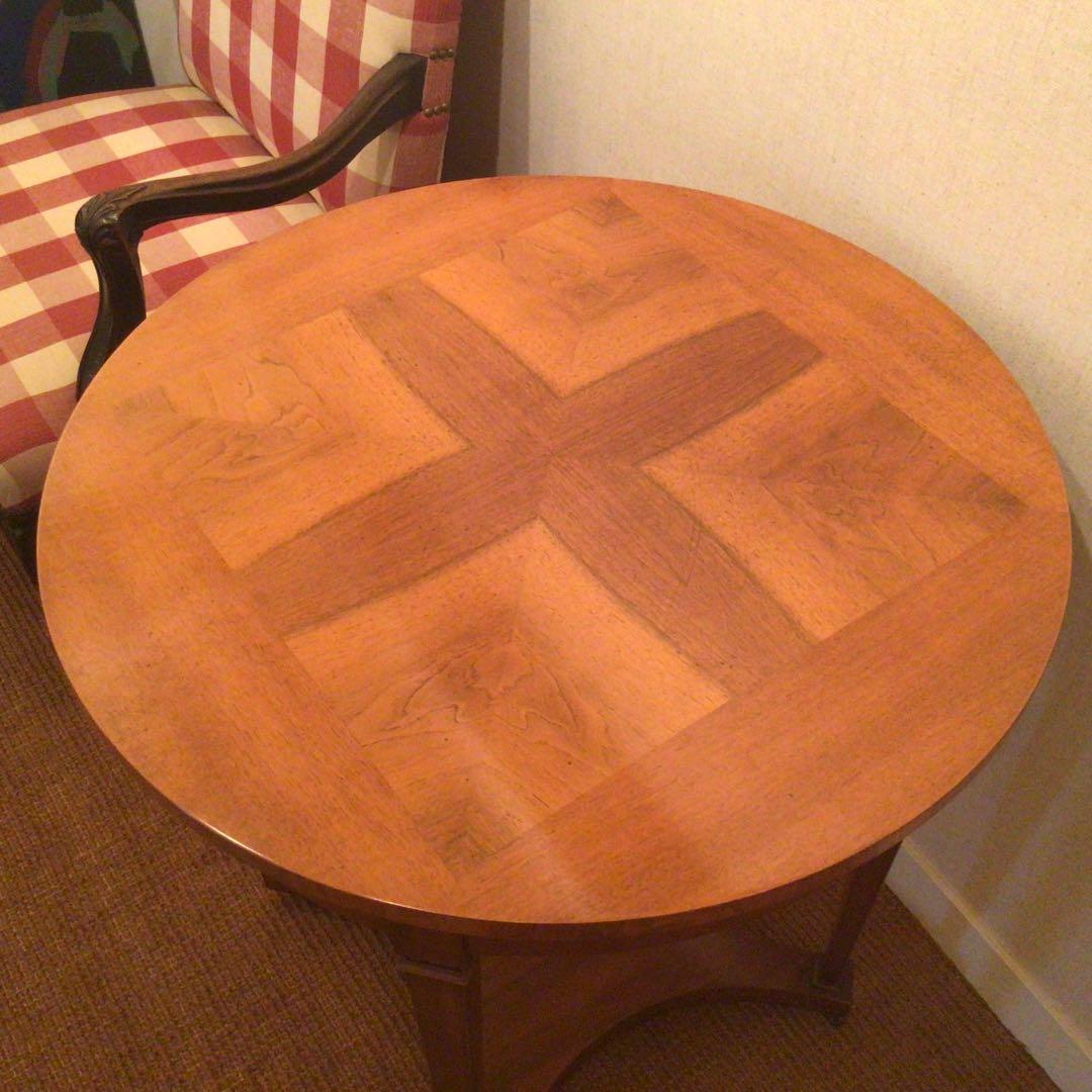 値下げ中　アンニバレ・コロンボ社(イタリア) ホールテーブル　超美品ヴィンテージ